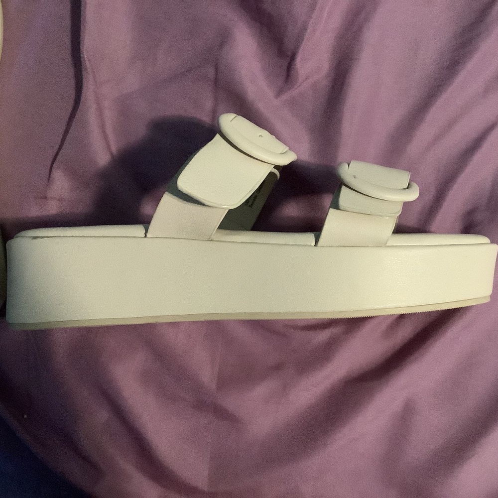 American Eagle Platform Sandals - image 4